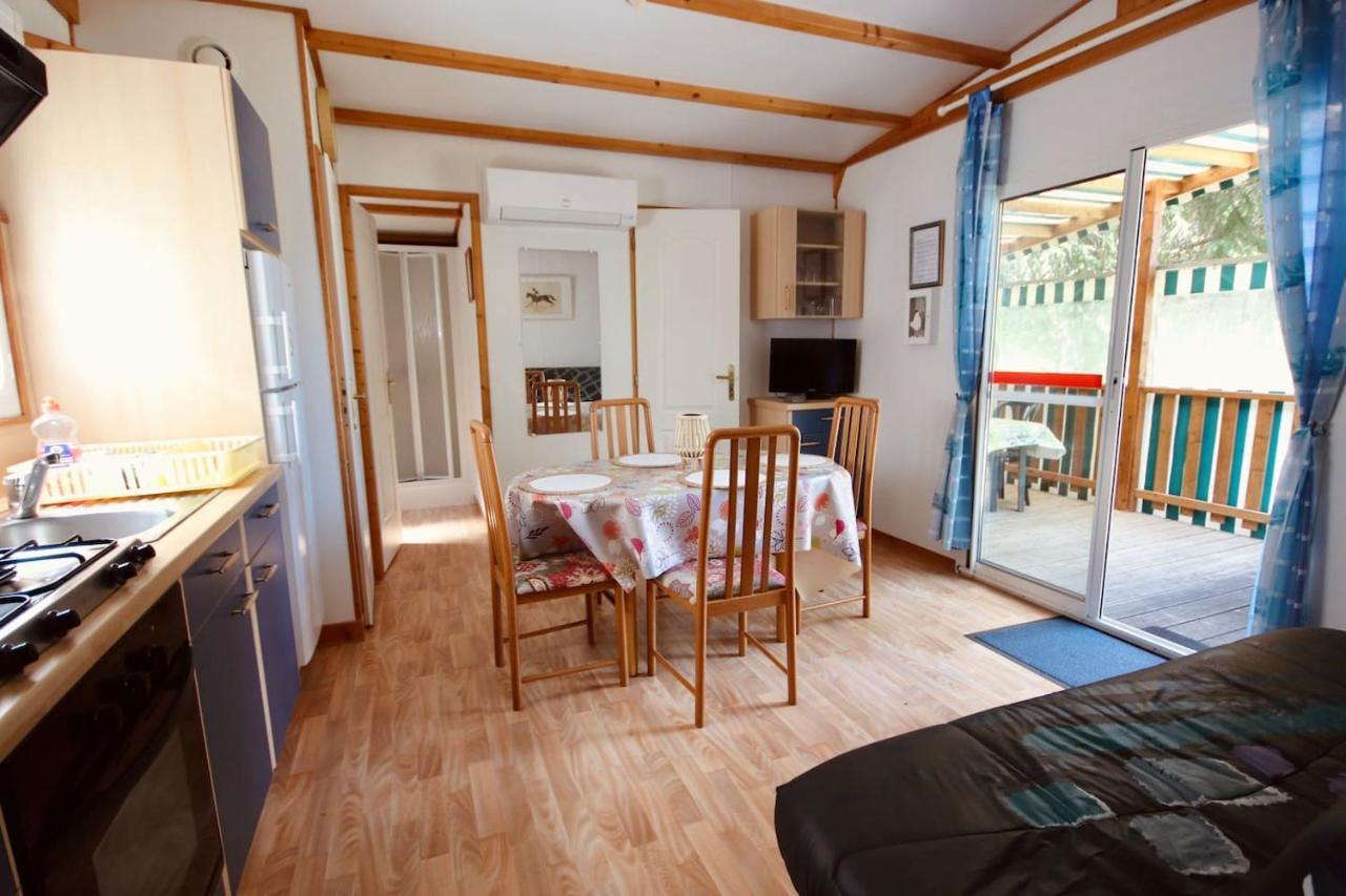 Chalet La Perche Au Bord De L'Eau Lion-en-Sullias Dış mekan fotoğraf